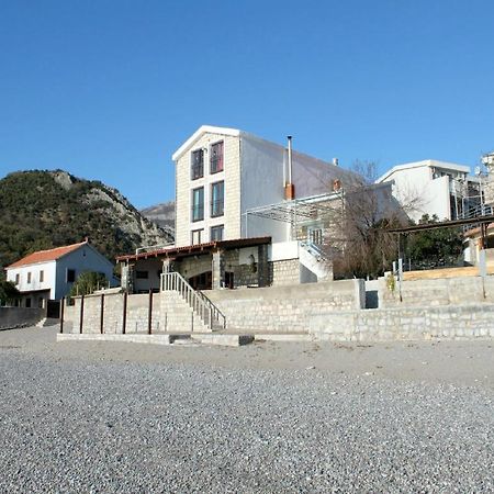 Apartments Galija Petrovac Zewnętrze zdjęcie