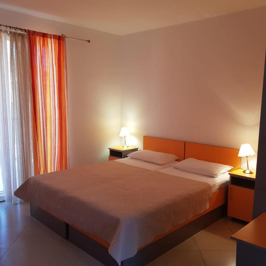 Apartments Galija Petrovac Zewnętrze zdjęcie